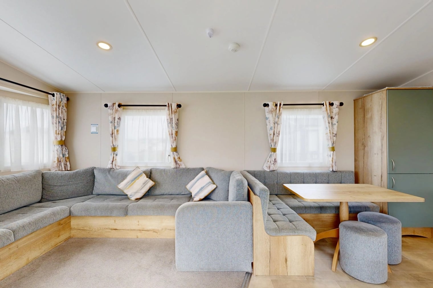 Bronze Range | Self-Catering Caravans | Unity Holidays